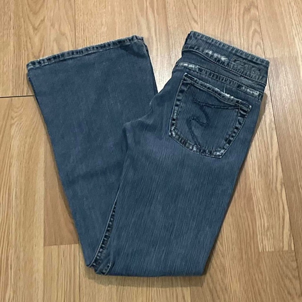 Silver Jeans Women’s 27 (27x30) Bootcut Jeans Medium Blue Denim Classic